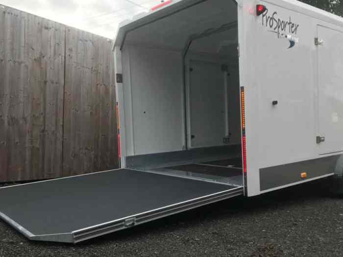 *VENDUE* PRG Trailers PROSPORTER LE MANS 5.18M X 2.12M 3