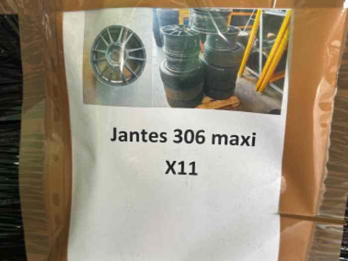 Lot 11 Jantes 306 Maxi en 18 2