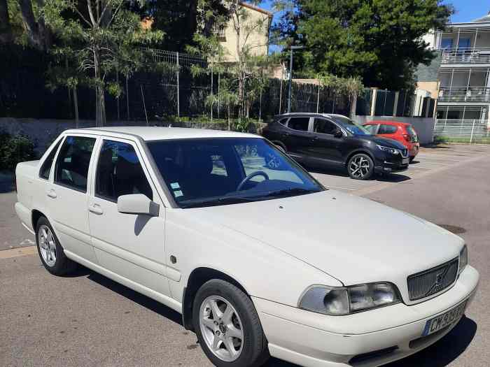 Volvo S70 2.4L 5 Cylindres 1