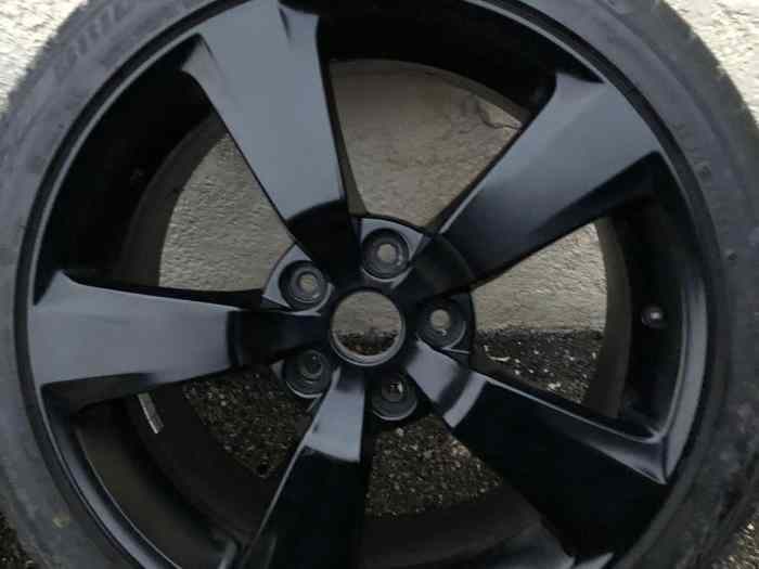 Jante 18 x 8.5 Et 55 (Subaru) 5 x 114....