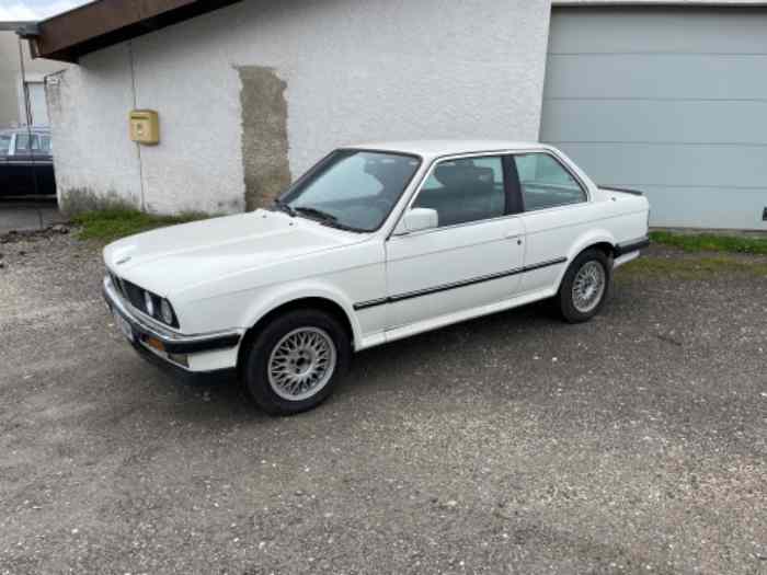 BMW 325 IX E30 1