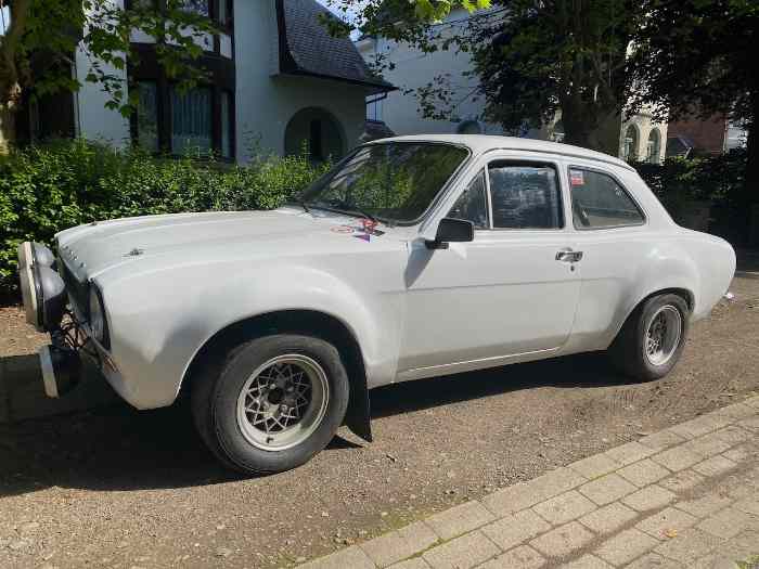 FORD ESCORT MK1 1974 MOTEUR PINTO 1