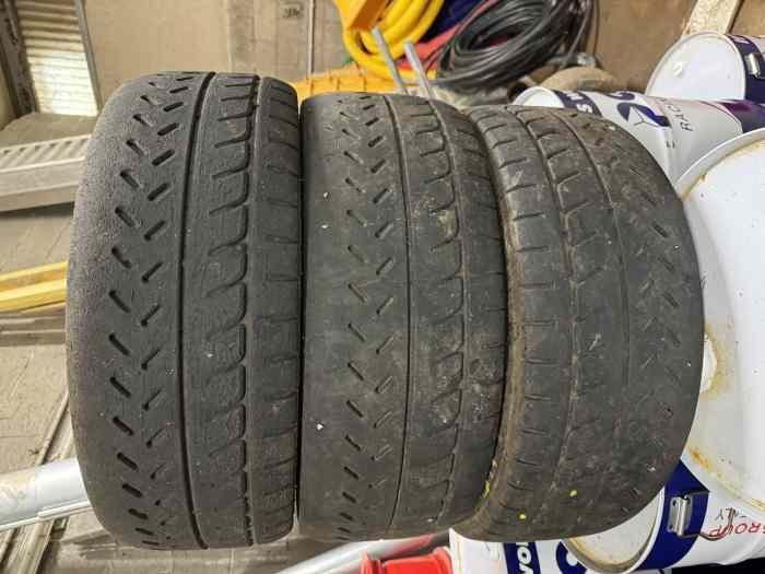 LOT 3 pneus Michelin P01 30% usure 18 ...