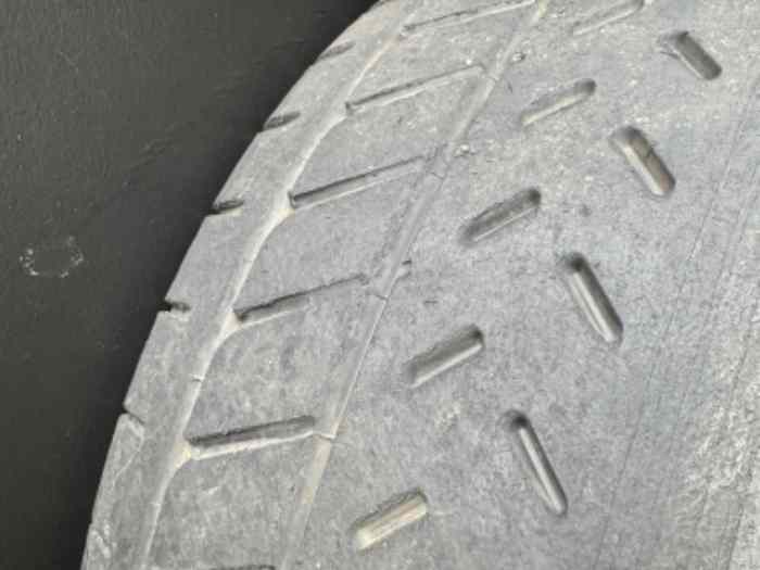 Michelin neufs R11/R21/MW1 17p 2