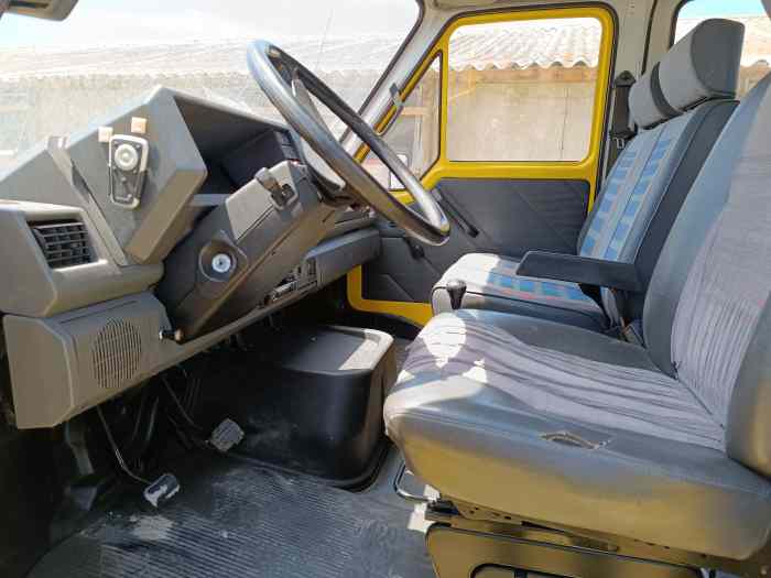 Renault b110 tracteur vl 1