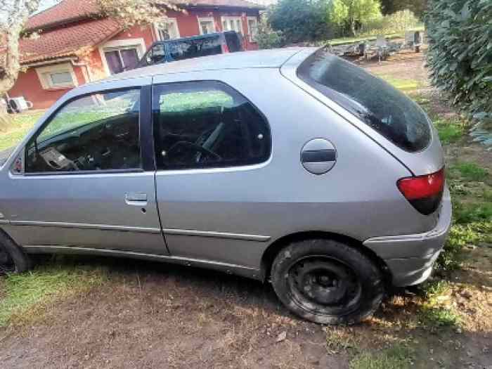 Caisse Peugeot 306