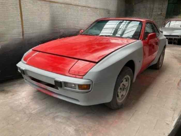 Porsche 944 1983 à restaurer ou pour projet piste/ classic racing 2