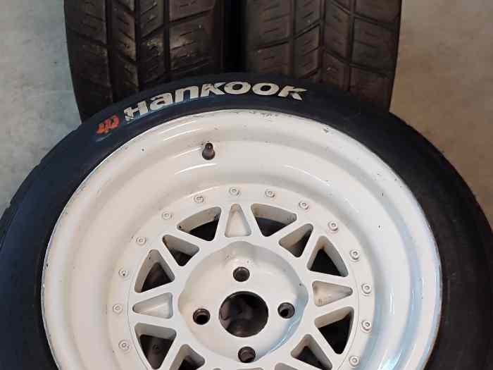 Pneus pluie hankook 15