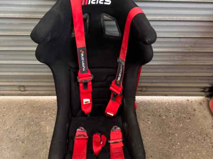 Baquet RRS + harnais 1