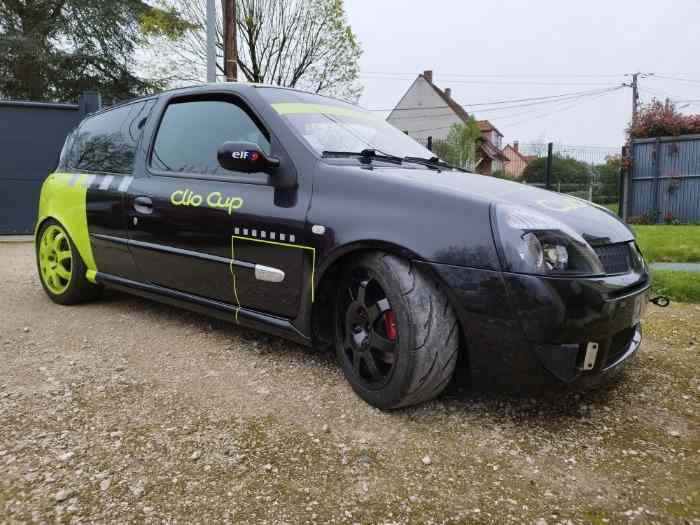 Clio 2 RS 2.0 16v 172ch 3