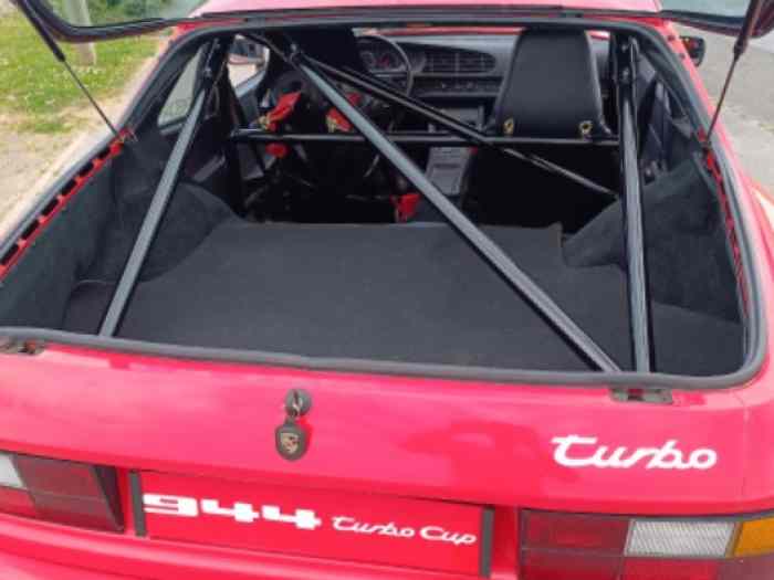 Porsche 944 Turbo Cup « Piste Usine» 3