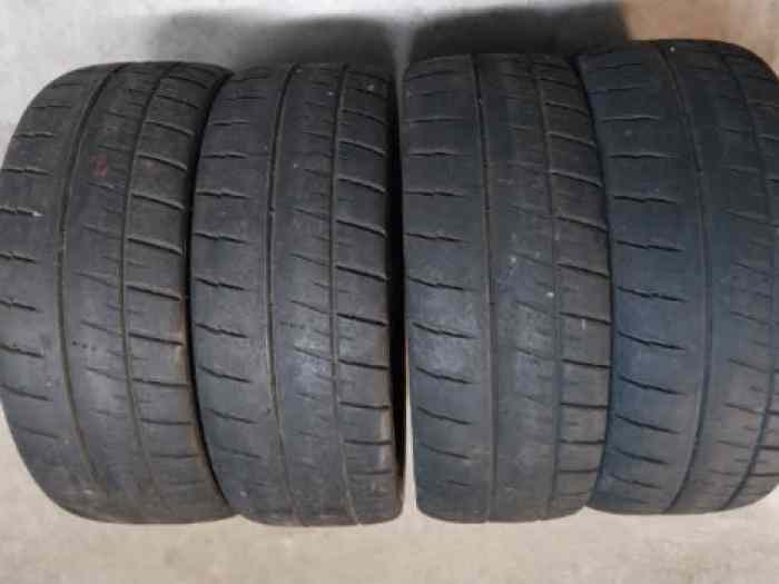 Lot de 8 pneus Michelin M20 en 20-65-1...