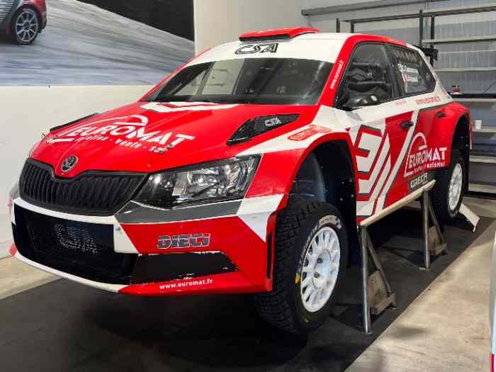 SKODA FABIA R5 Rally2 à vendre 1