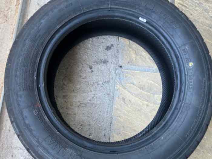 YOKOHAMA ADVAN A052 185/60 R14 2