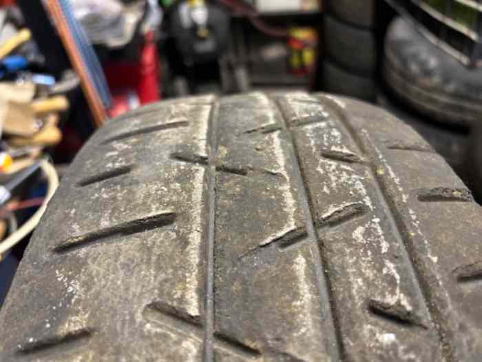 4 pneus hankook 2xt33 + 2xt53 en 15 1