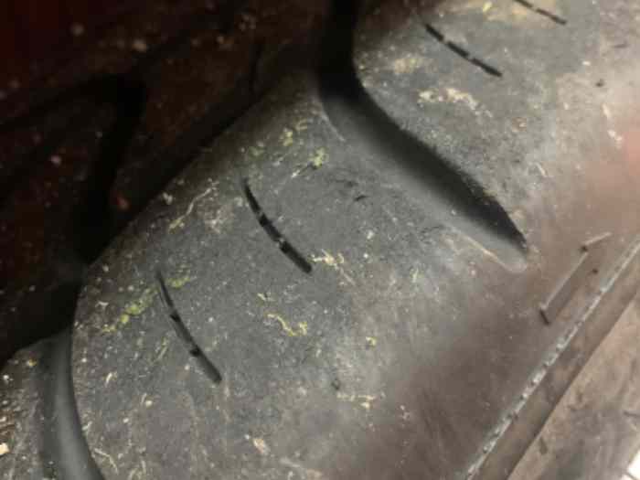 4 Pneus pluie Pirelli N3 190/580-15 utilisé en couse de cote 1