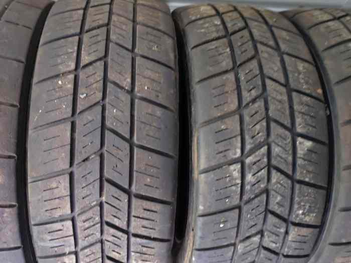 4 Pneu hankook W51 en 15