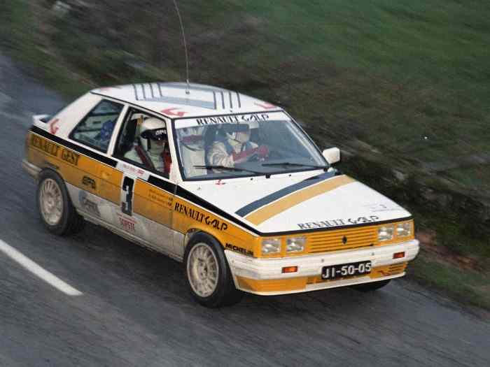 RENAULT 11 TURBO GR A EX OFFICIAL PORTUGAL 3