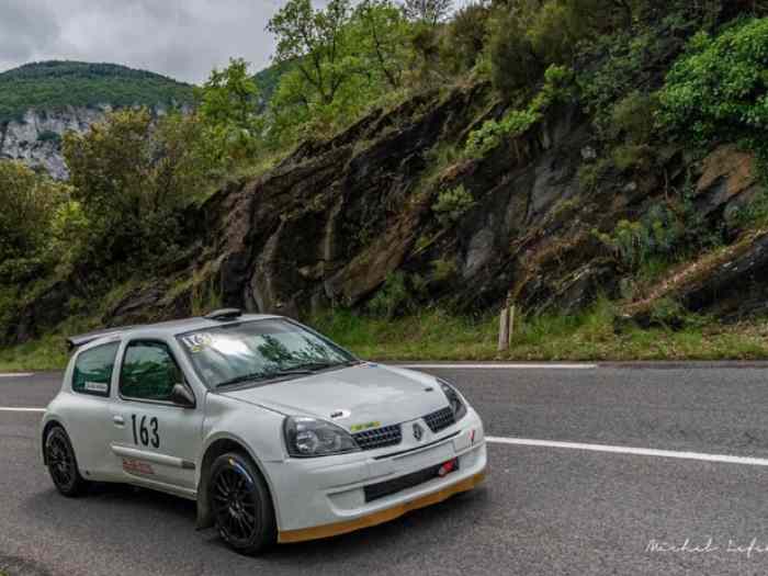 Clio maxi F2000