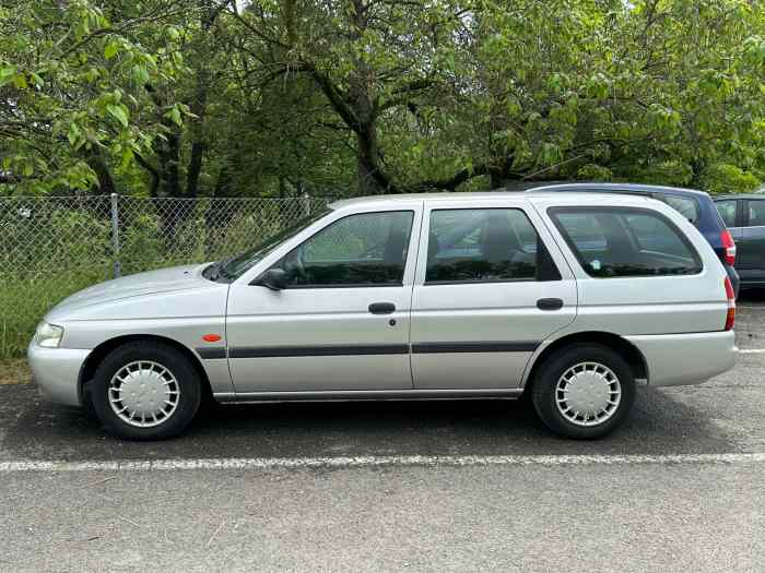 Ford Escort Clipper 1997 - 26,000 Km (16,250 Miles) 2