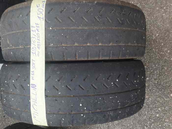 Pneus Michelin 17p r21 et r11 2