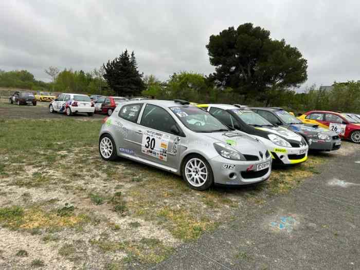 Clio R3 1