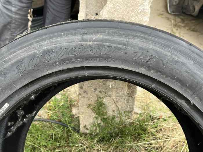 Pneu Slick Pirelli DHF 1