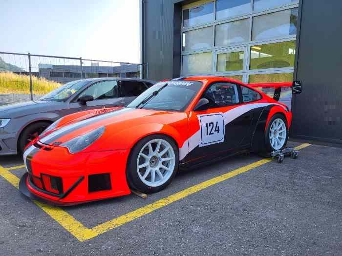 Porsche 996 cup R 3