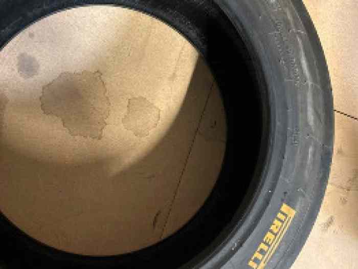 Pneus pirelli RK5 en 16 pouces 1