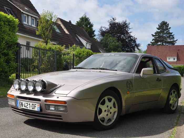 Porsche 944 turbo cup