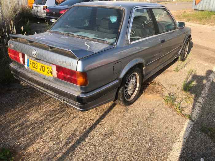 Vds BMW 325I E30 1986 1er main 1