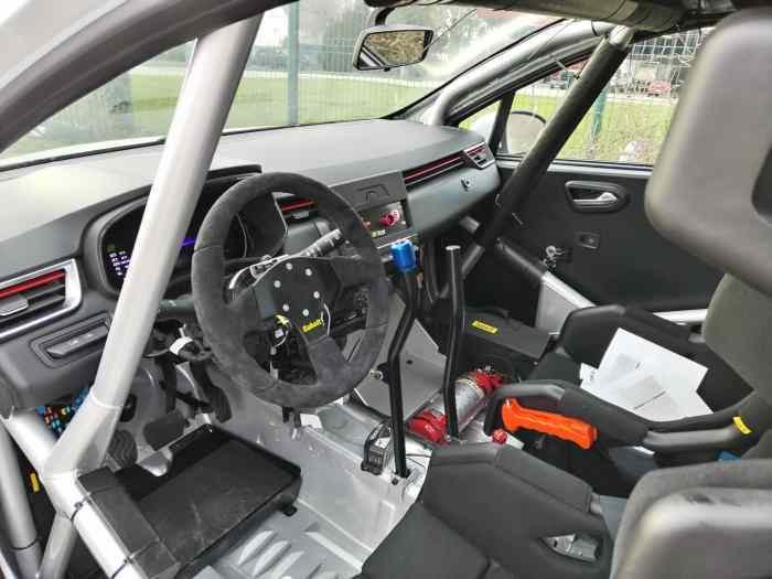 VENDS CLIO RALLY5 RC5 NEUVE 2024 1