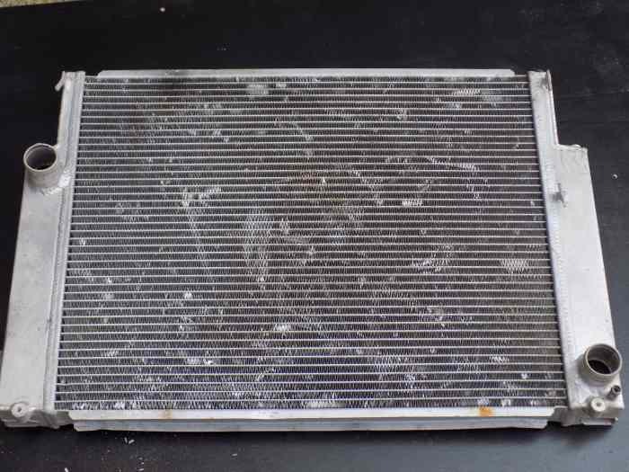 Radiateur Alu pour montage BMW E30 rallye