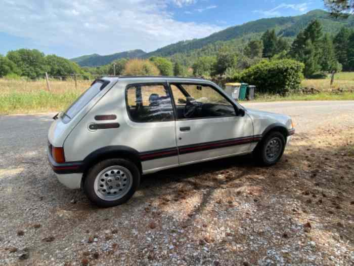 Peugeot 205 Gti 1.6 1