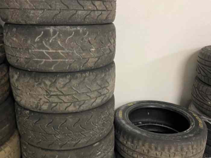 Pneus HANKOOK/PIRELLI 15’’ À terminer 0