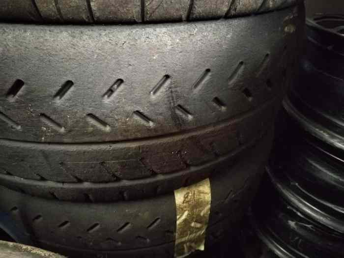 MICHELIN 16 POUCES R21 R11 3