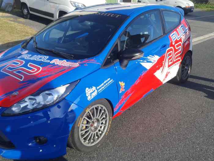 Ford fiesta r2