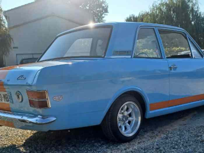 Ford Cortina Mk2 2 portes 1300 4