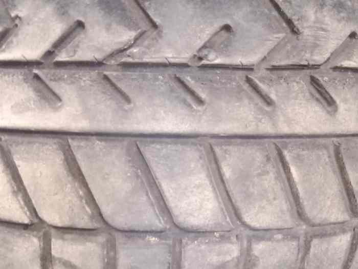 4 pneus Michelin P01 20/65/18 1