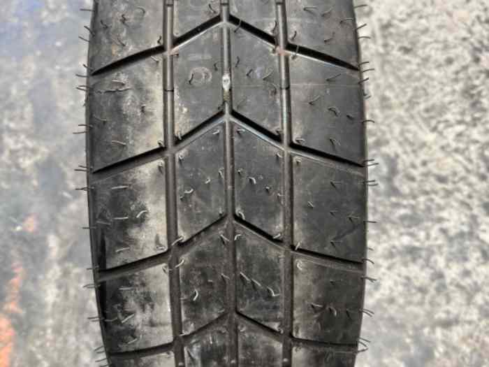 Pneu hankook 16 pouces