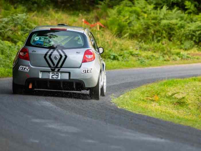 clio r3 max 1