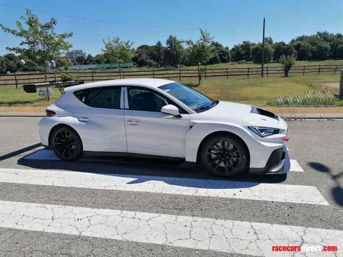 Jantes Cupra Tcr recherchées