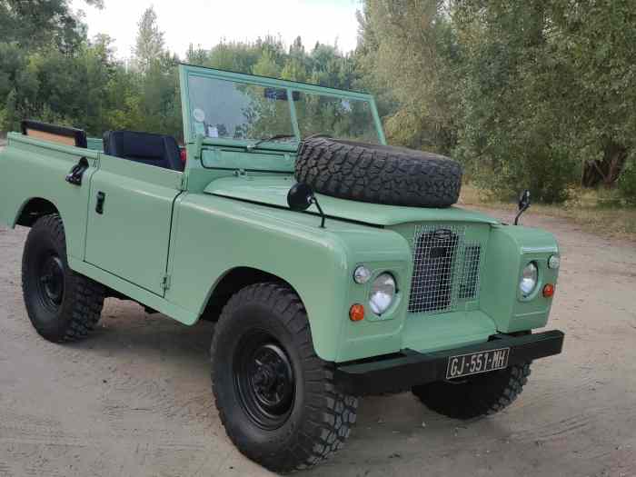 land rover 1