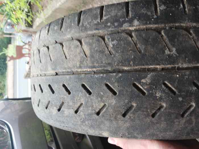 Pneus michelin 16 0