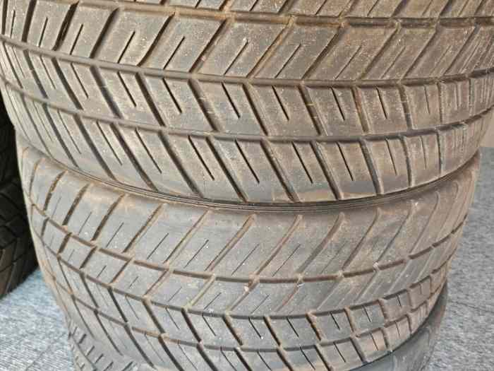 PNEUS KUMHO TW02 200/615/17 1