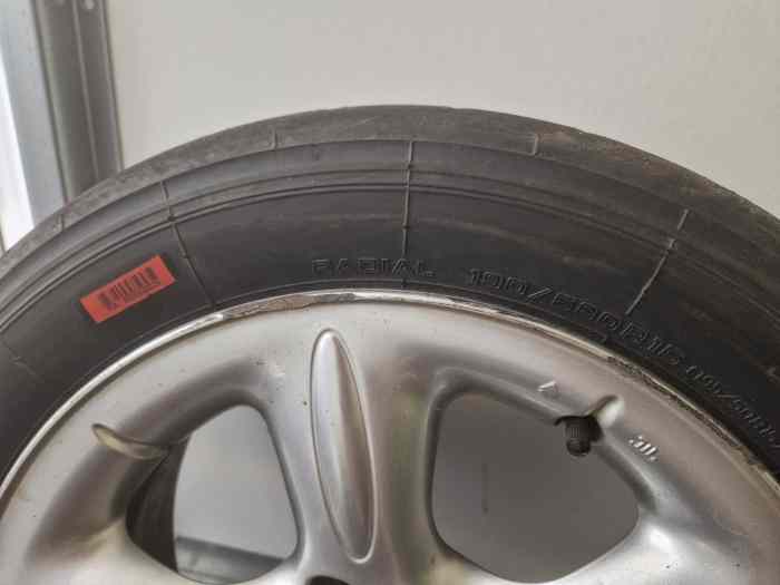 PNEUS MAXI PLUIE YOKOHAMA A051T RETAILLE 190/58/R15 quasiment neufs 2