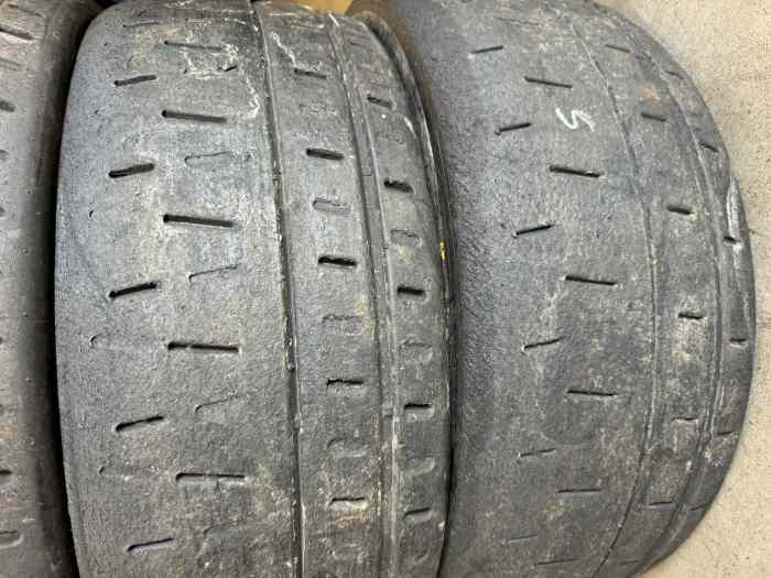 6 pneus PIRELLI RA7A et RA5 en bon état - 18 pouces 3