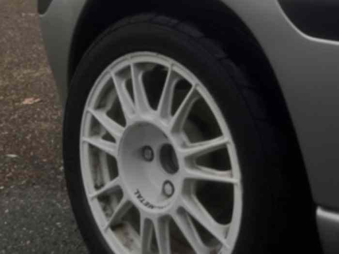 Cherche jante evo corse fondmetal 4x108 1