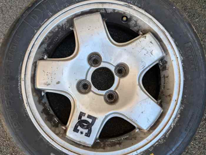 2 pneus rallye Pirelli RS5 PO 15 pouces 1