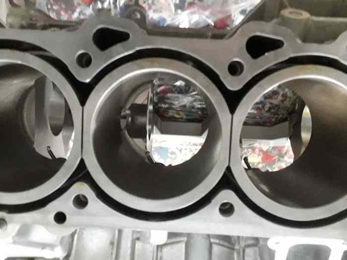 bloc moteur nissan v6 3.5 2